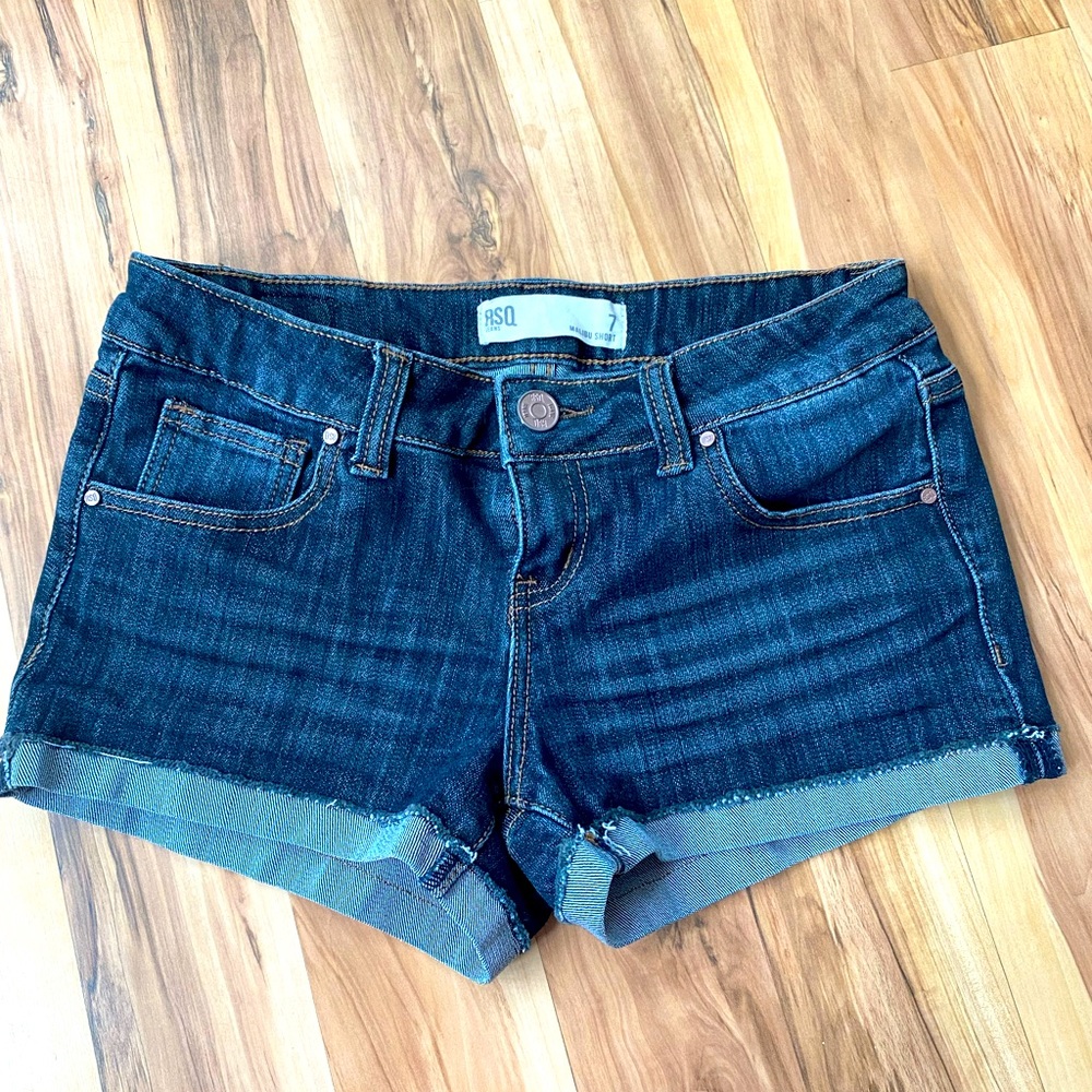 RSQ Jean shorts!